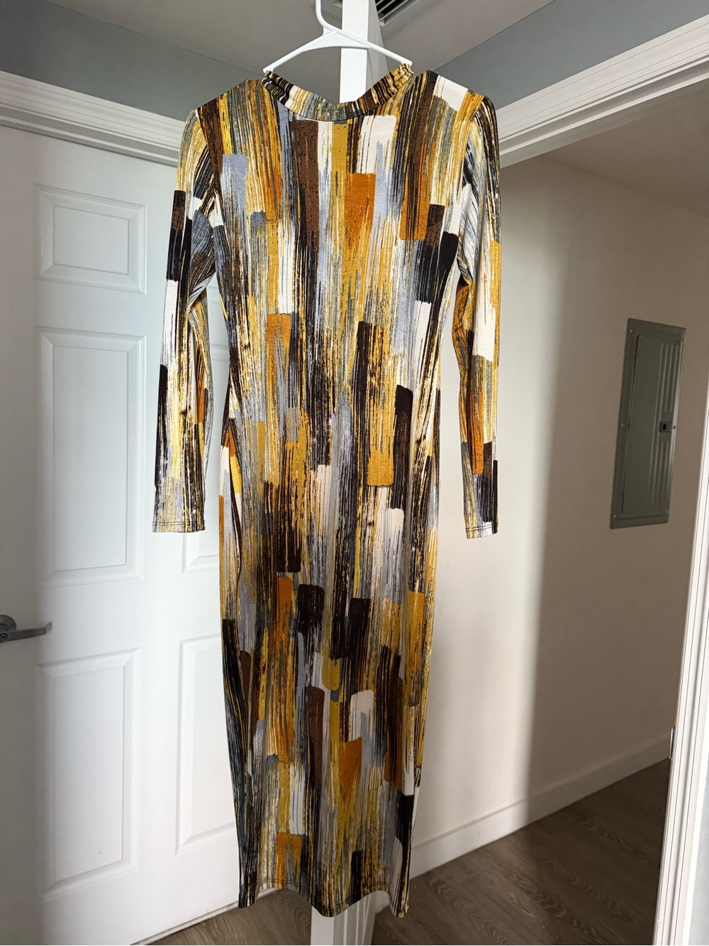 Abstract Brushstroke Long Sleeve Midi Dress in Mustard & Brown